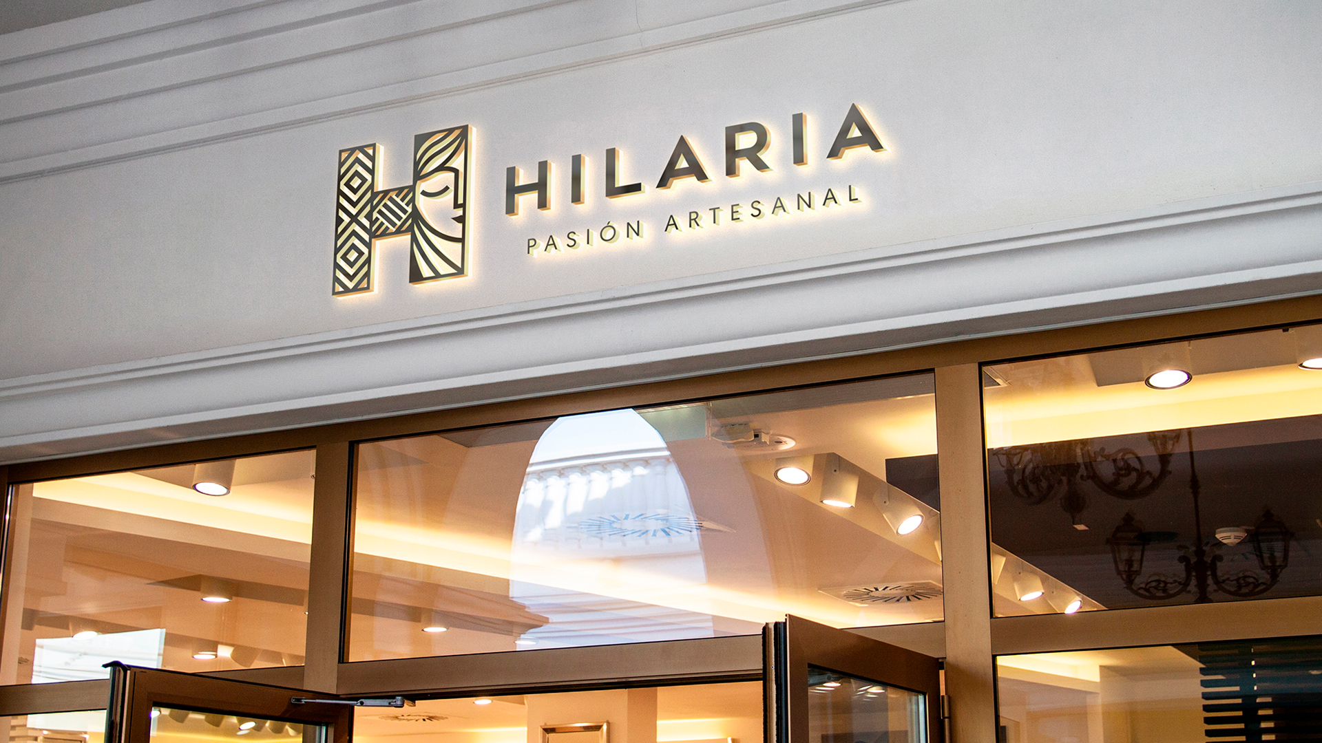 Hilaria — 10