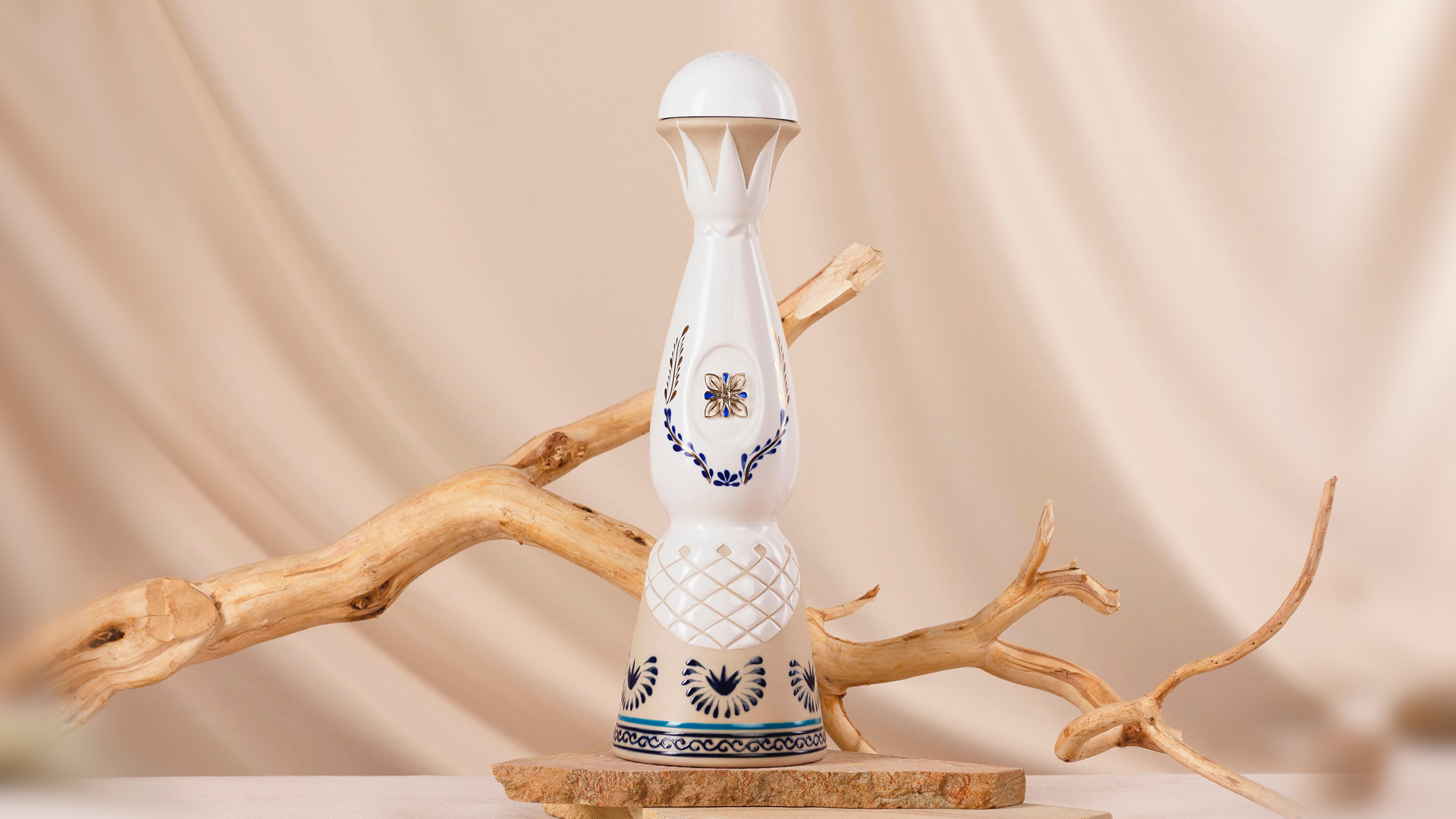 Clase Azul Tequila Añejo — Packaging / Product Design